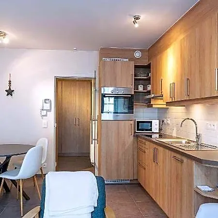 Family Home, Westende Hotel 2*
