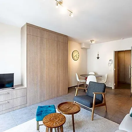 Family Home, Westende Hotel 2*